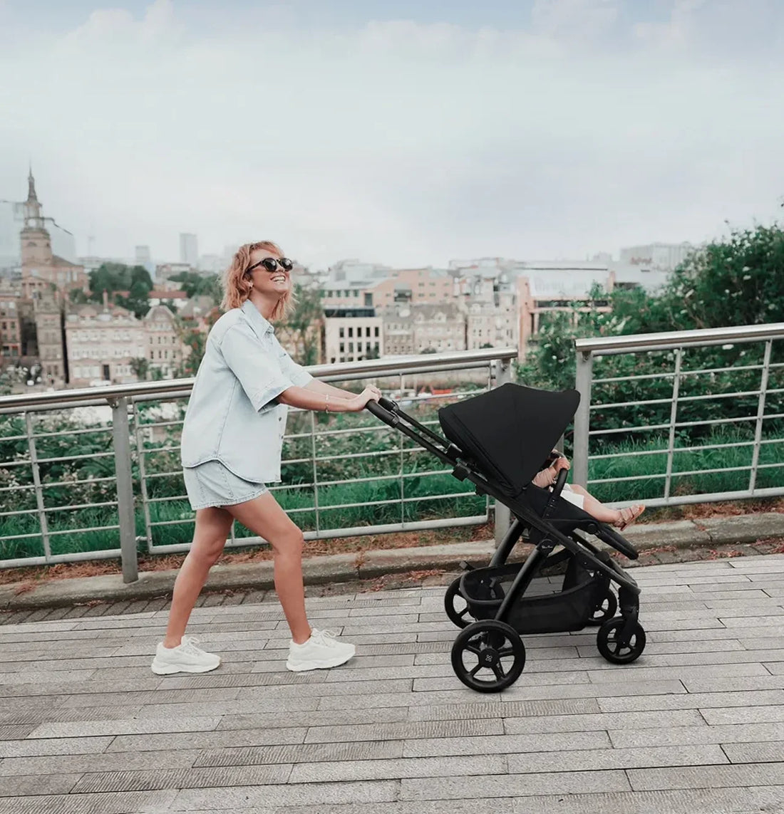 עגלה Tide של סילבר קרוס – הכי קלה, הכי קומפקטית, הכי שווה?